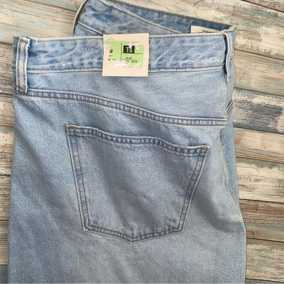 NWT Universal Thread Mid Rise 90s Baggy Shorts - Picture 7 of 7